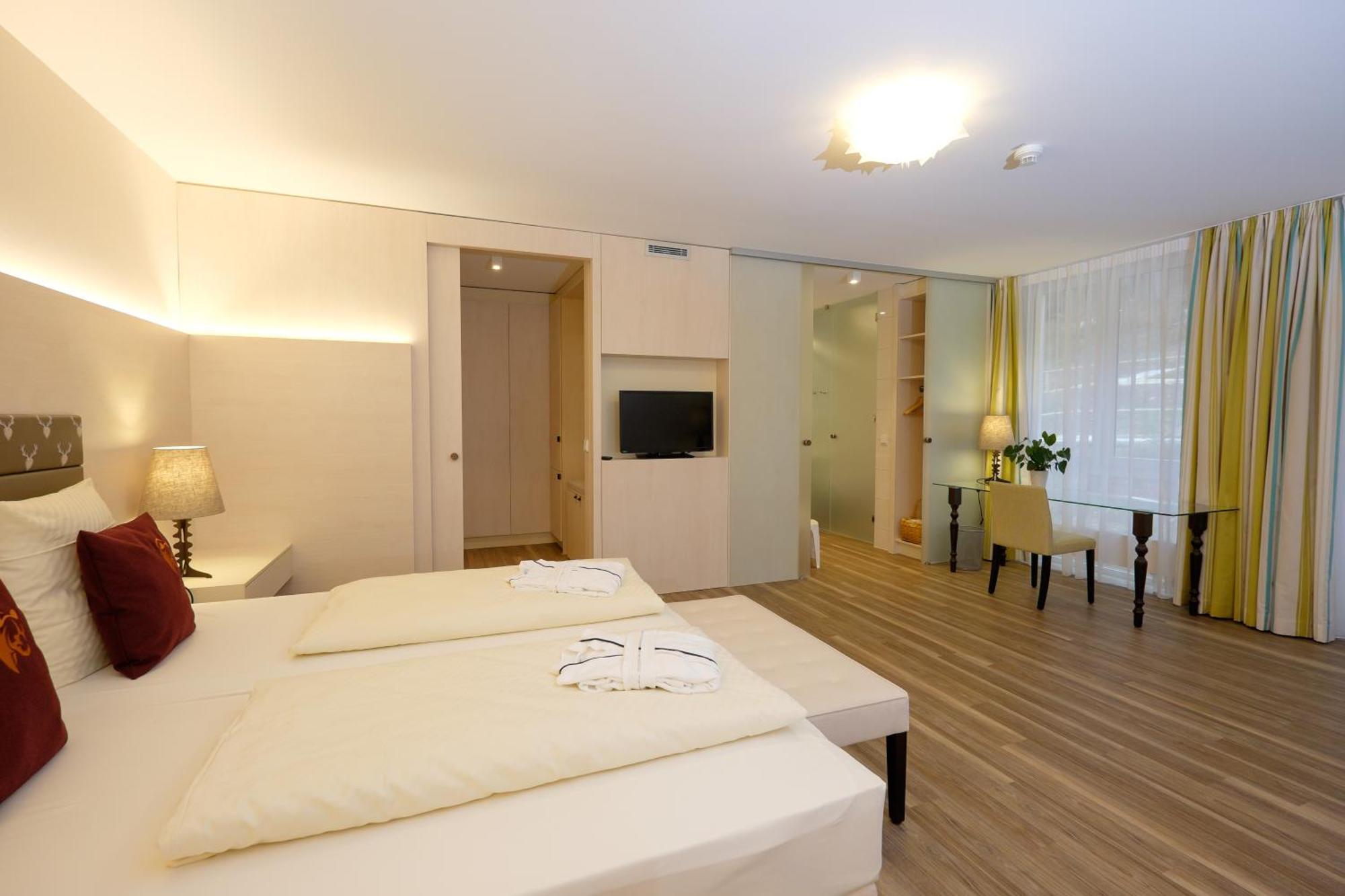 Hotel Baeren Titisee Room photo