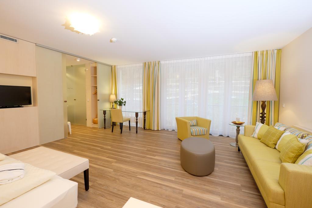 Hotel Baeren Titisee Room photo