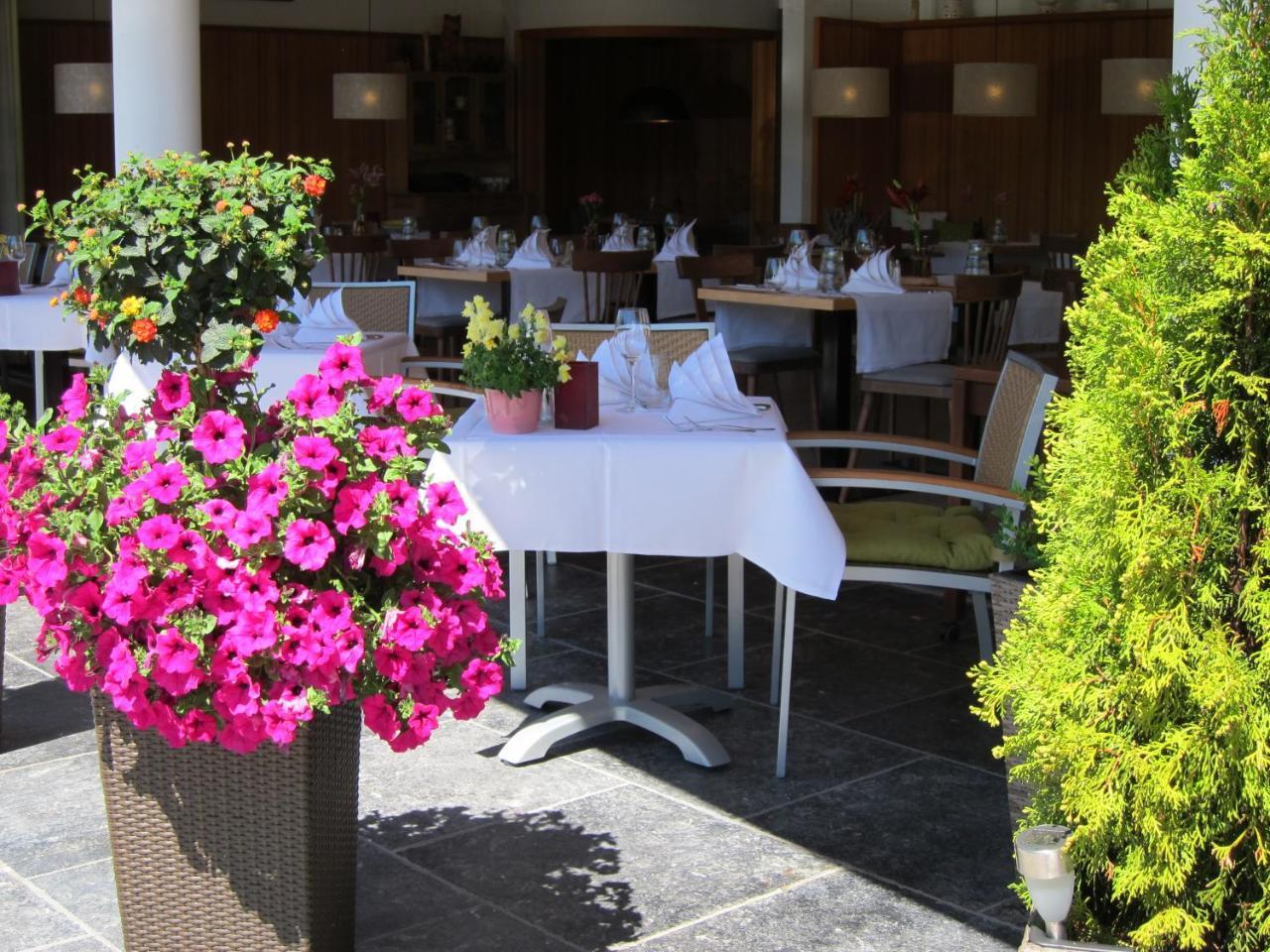 Hotel Baeren Titisee Exterior photo