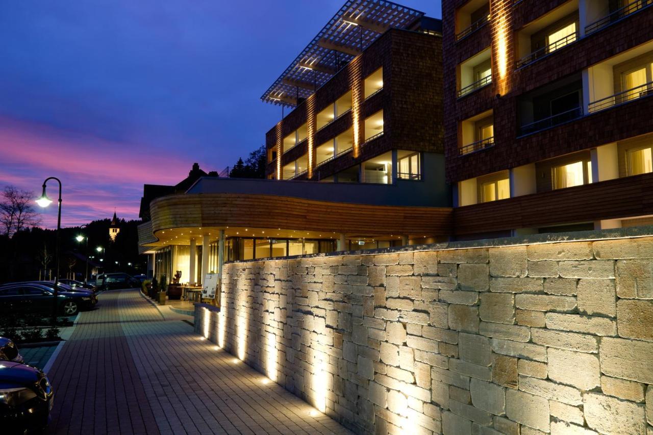 Hotel Baeren Titisee Exterior photo